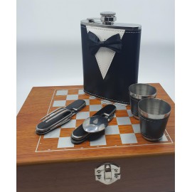 Flaska szett sakk készlettel - összecsukható evőeszközzel